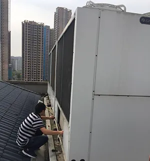 成都格力中央空调加氟现场